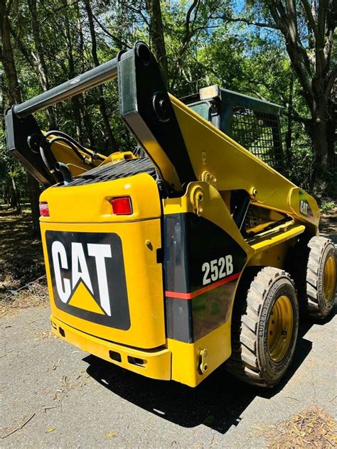 cat 252b skid steer operating control options|cat 252b skid steer loader.